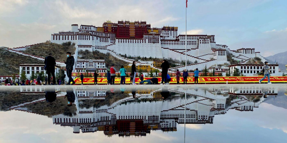 What Are the Highlights of the Tibetan Tour?